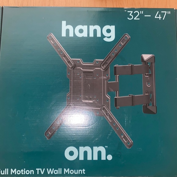 “Hang onn” tv wall mount - 32 in x 47 in - Picture 1 of 2